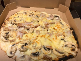 Pizz'factory food