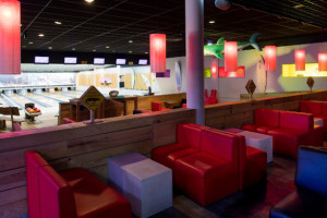 El Tex Mex Bar Restaurant Bowling Escape Game inside