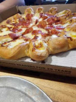 Pizza Hut food