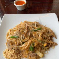 Mango Thai Cuisine food