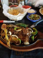 Los Mariachis Mexican food