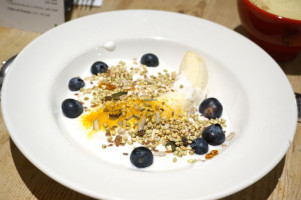 Le Pain Quotidien food