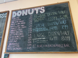 Luke's Donuts inside