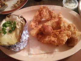 Skeet's Texas Grill food