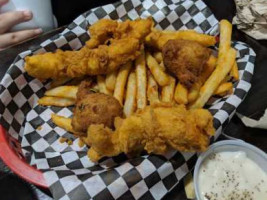 Casey's Cajun Fried Catfish Plus food