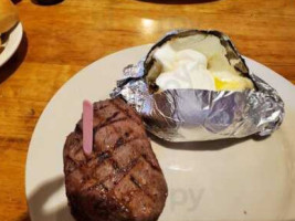 Logan's Roadhouse food