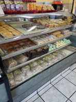 Valerio's City Bakery food