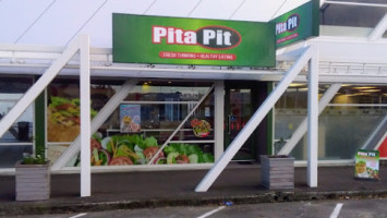 Pita Pit outside