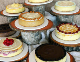 Buttercream Cakes And Desserts Of Eau Claire food