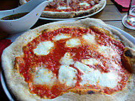 Pizzeria Luna Rossa food