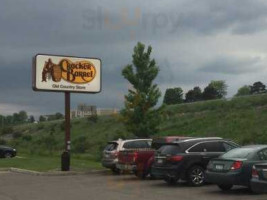 Cracker Barrel Old Country Store outside