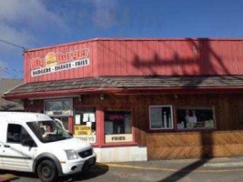 Big Burger Drive-in outside