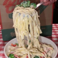 Buca Di Beppo Italian food