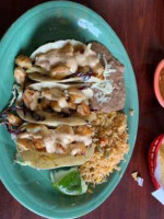 El Mariachi Loco Cantina food