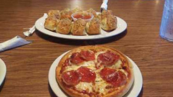 Pizza Hut food