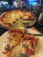 Mineo's Pizza House food