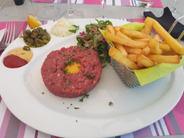 Du Golf Les Coulondrines food