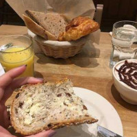 Le Pain Quotidien food