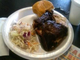 Jazzy's Bbq food