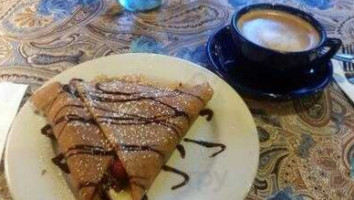 Crepes 'n Crepes food