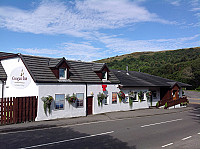 Creagan Inn Bar Restaurant inside