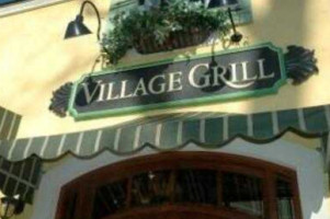 Lafayette Village Grill outside