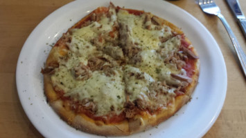 Pizzeria Osmania Steinofenpizza food