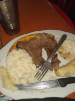 El Amanecedero food