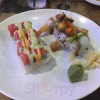 Sushi King food