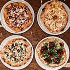 La Rusticana Pizzeria food