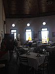 Restaurante Maria de São Pedro inside