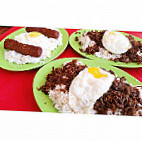 Rodic's Diner food