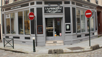 La Perle De L'Ecailler food