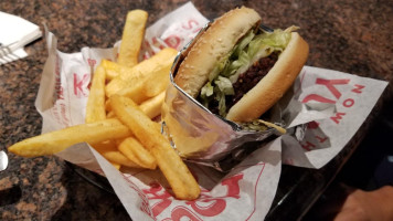 Red Robin Gourmet Burgers And Brews food