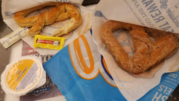 Auntie Anne's Pretzels Cerritos Mall inside