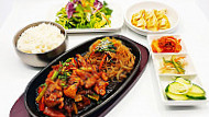 Hyang-ly Grillades Coreennes food