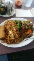 Wayne's Wok food