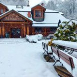 Stok Narciarski I Karczma Parchatka Na zewnątrz