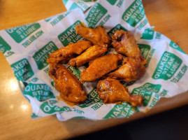 Quaker Steak & Lube food