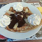 Creperie De La Gare food