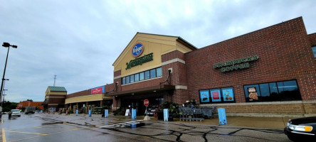 Kroger Marketplace outside