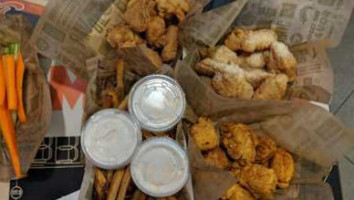 Wingstop food