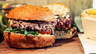 L'artisan Du Burger Levallois food