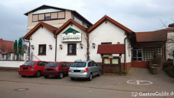 Landgasthof Fuchsmühle outside