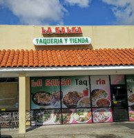 La Salsa Taqueria food