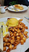 Broken Egg Milwaukee Wi food