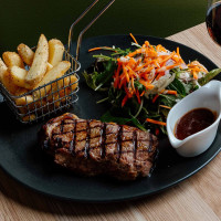 The Yarraville Club Bistro food