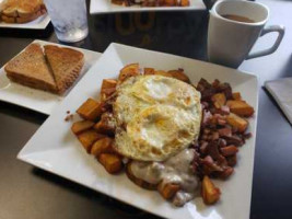 Memphis Station food