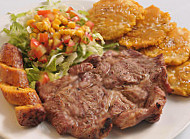 Patacon Con Todo Steak House food