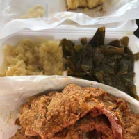 Walter's Soul Food Cafe food